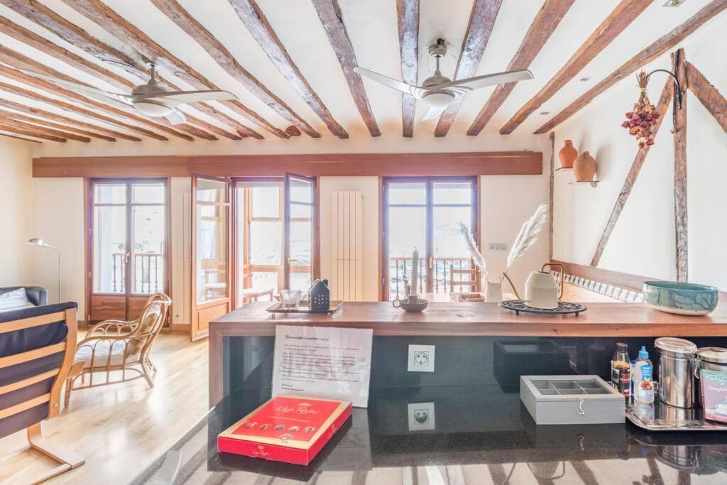 Appartement Sea Views In The Heart Of The Old Town à Castro Urdiales Extérieur photo