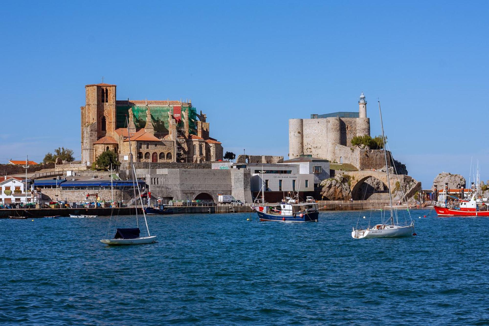 Appartement Sea Views In The Heart Of The Old Town à Castro Urdiales Extérieur photo